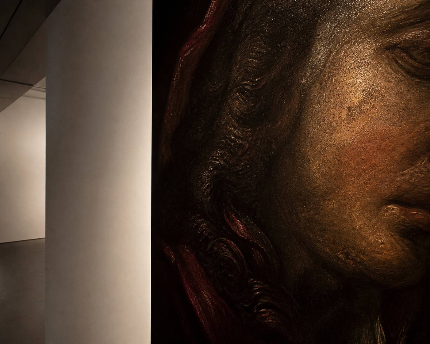 Gros plan sur la matière picturale d'un tableau baroque